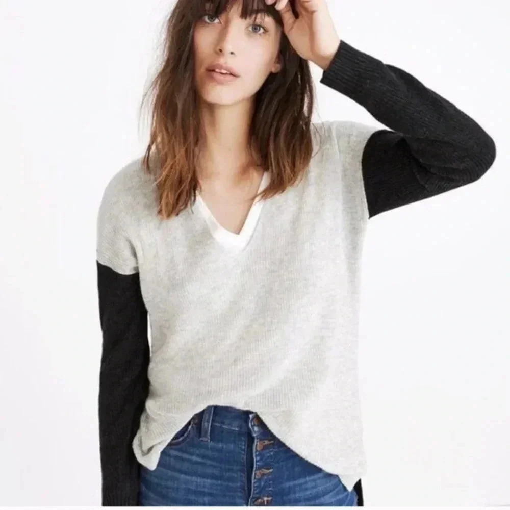 Madewell Warmlight V Neck pullover Sweater Size Medium